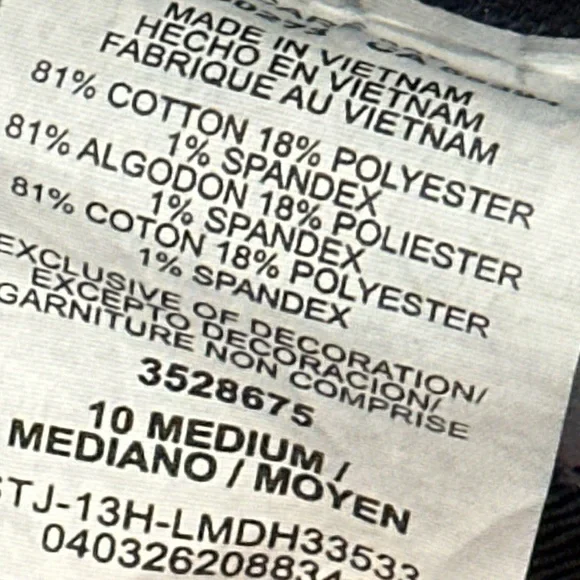 Women’s Lee Classic Fit Navy Blue Denim Jeans with Embroidered Pockets, Size 10. - Picture 6 of 14